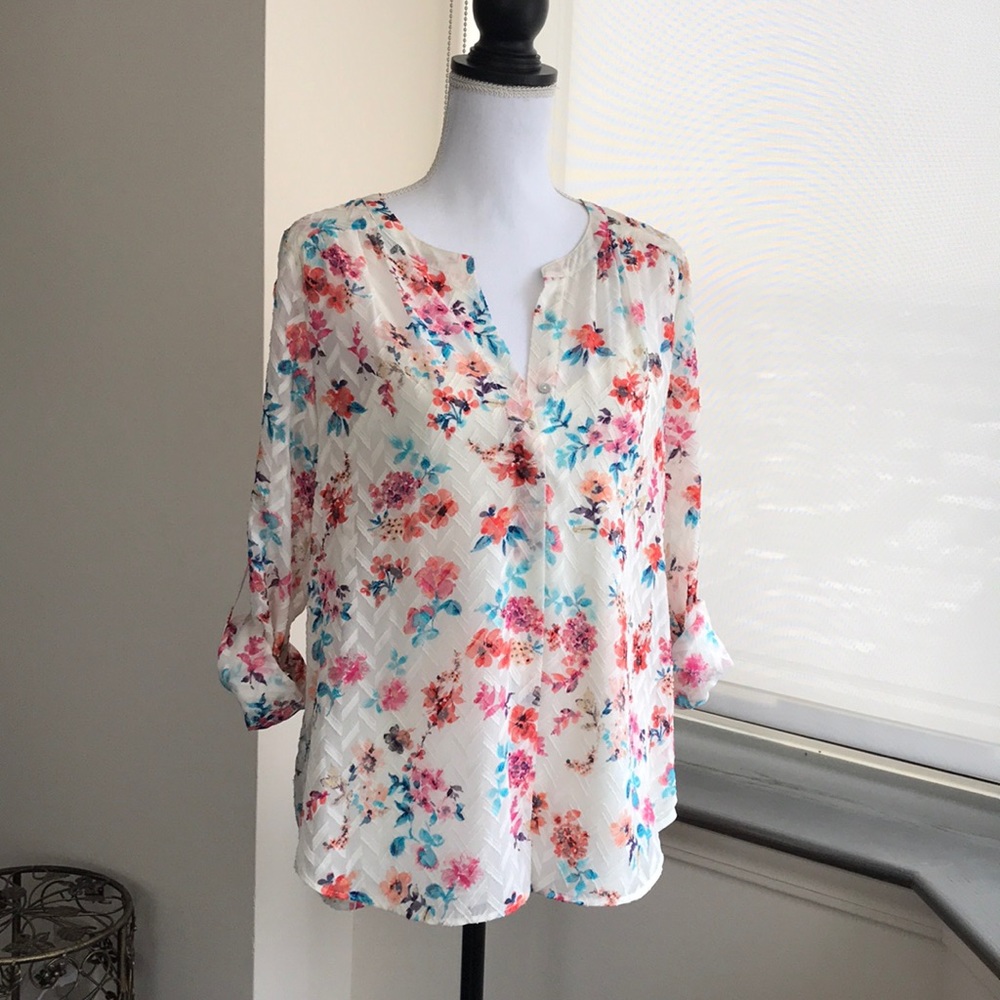 Daniel Rainn semi sheer blouse